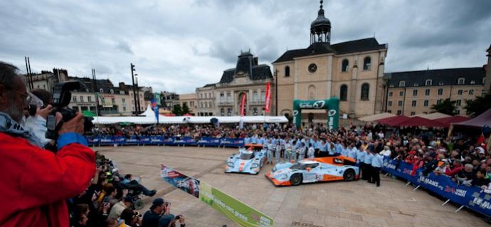 Scrutineering : programme for Championship competitors at Le Mans